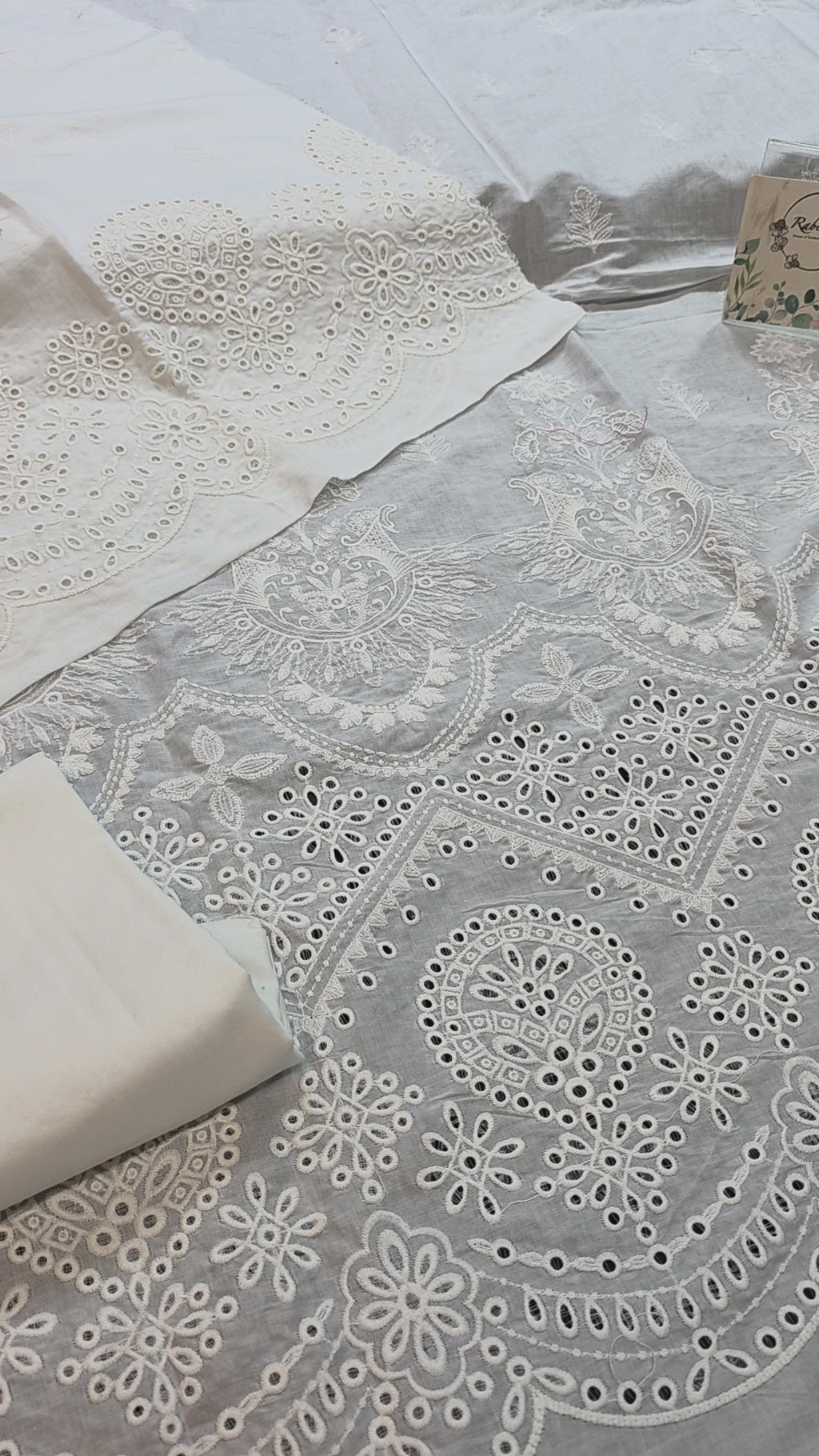 Lawn 4pc with chiffon duppatta