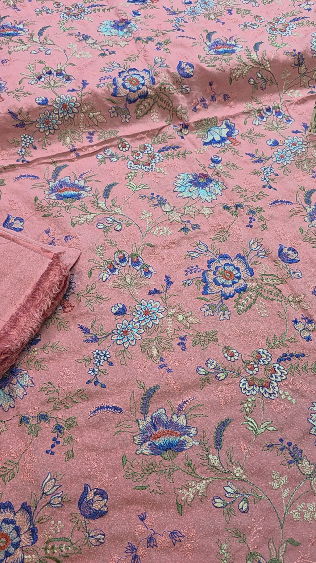 Winter kerandi 3pc allover embroidered with chiffon duppatta