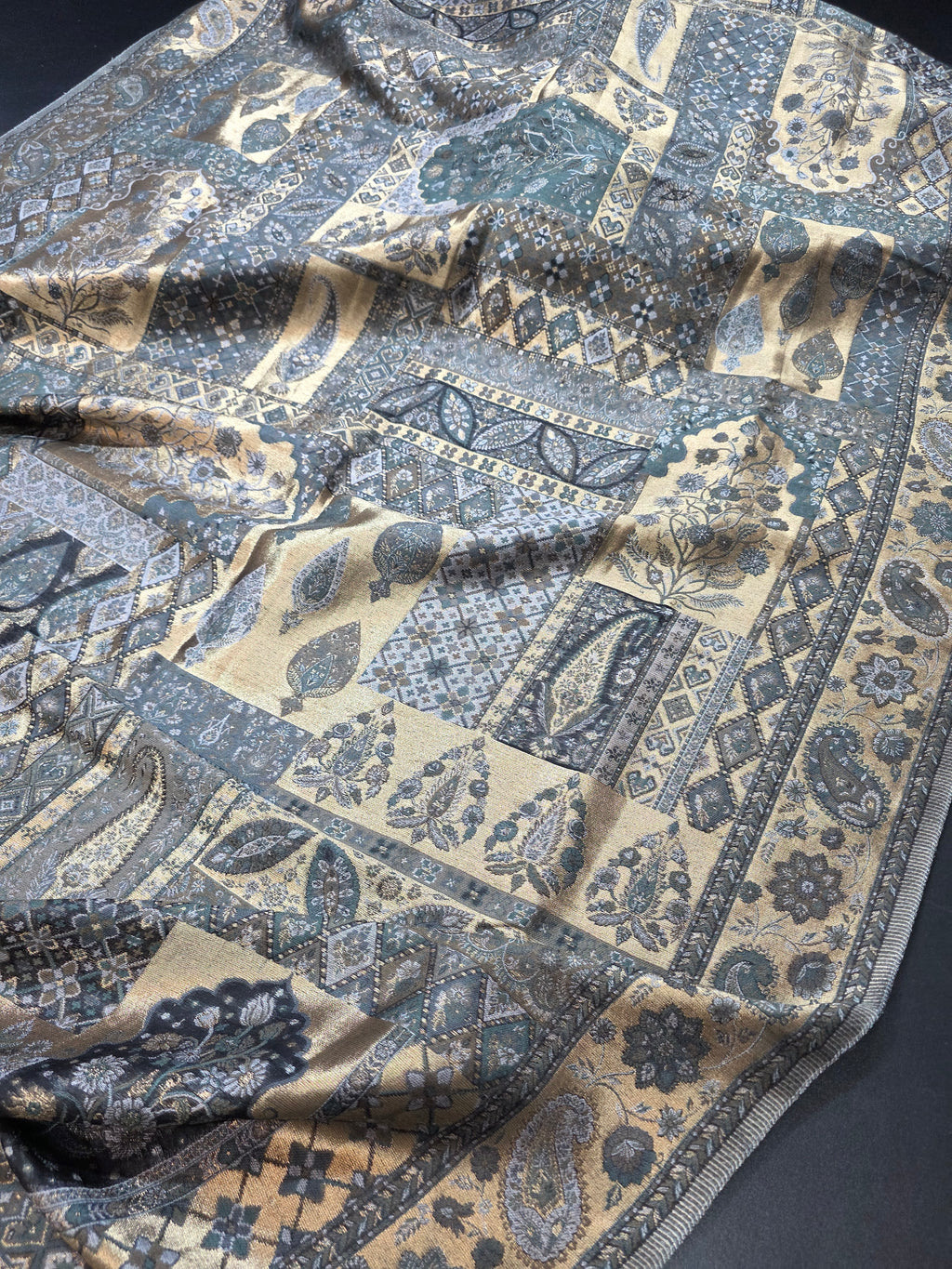 Handmade moonlight kani shawl
