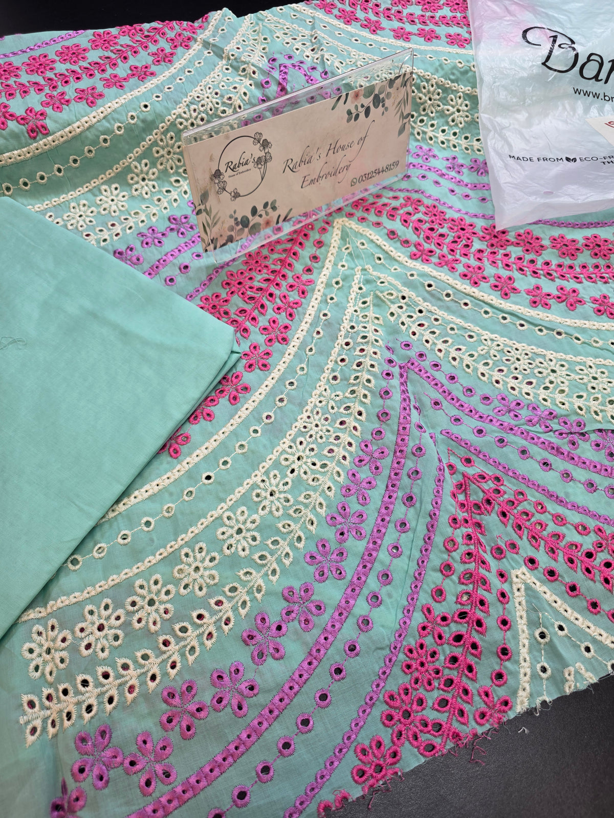Bareeze embroidered lawn 2pc RETURN PARCEL
