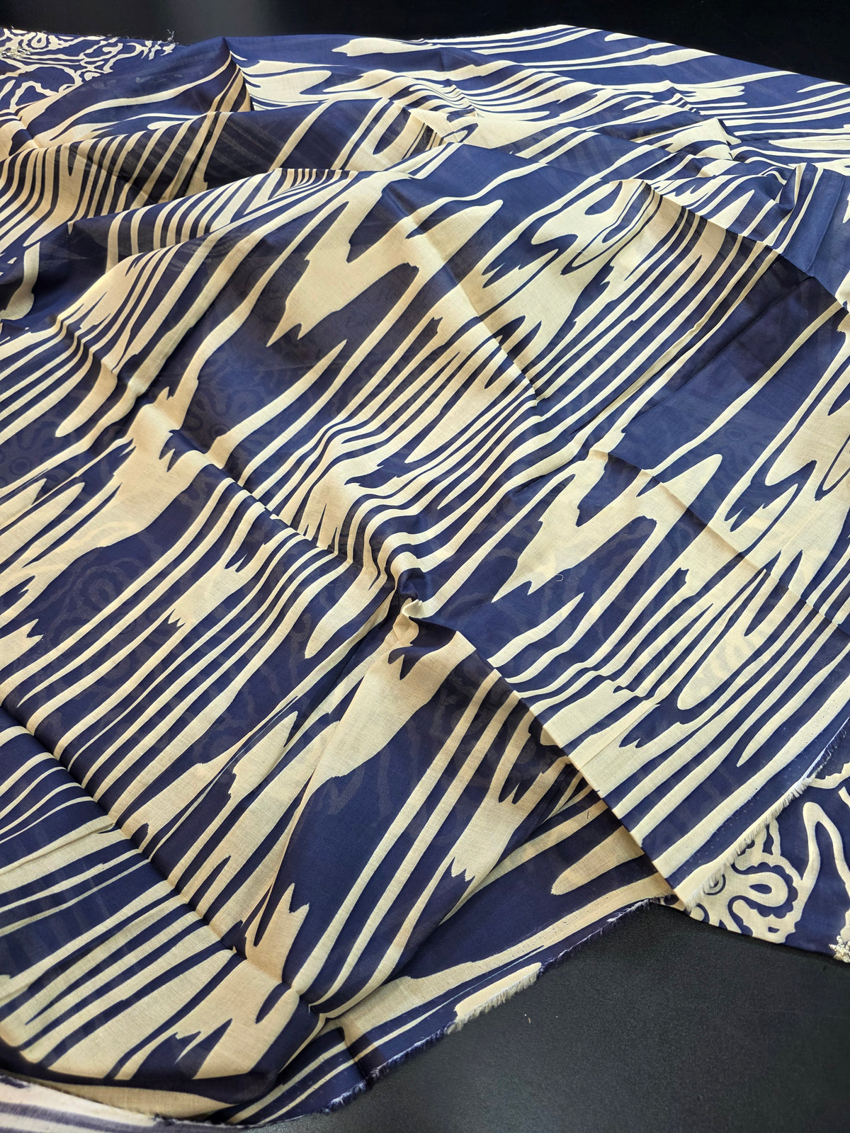 Bareeze printed plus embroidered RETURN PARCELS LAWN DUPPATTA