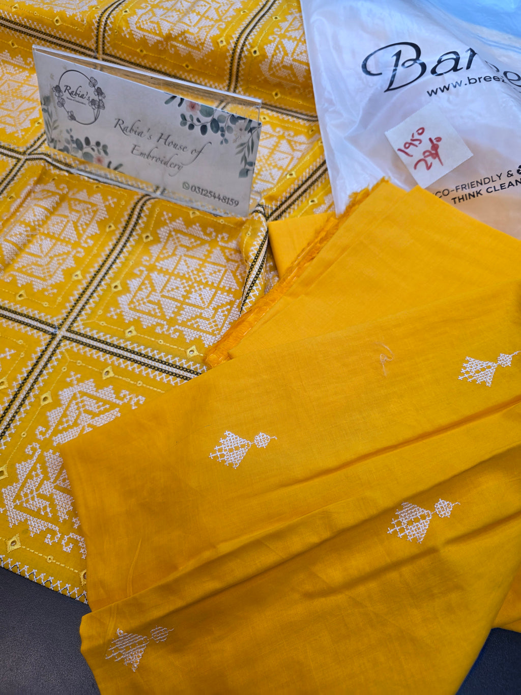 Lawn 2pc embroidered RETURN PARCEL