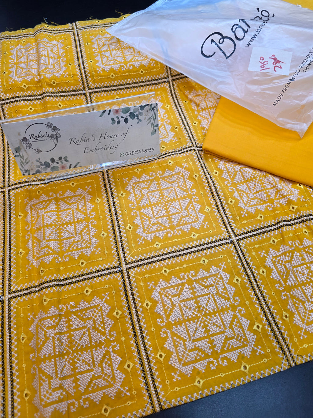 Lawn 2pc embroidered RETURN PARCEL